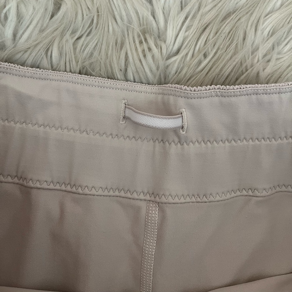 {Lululemon} Run: Breeze By Skirt in Dune / White - Womens 8 - Picture 9 of 12